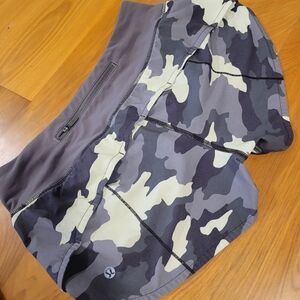 lululemon athletica Women's Camouflage Athletic Shorts in Black, Gray, Cream